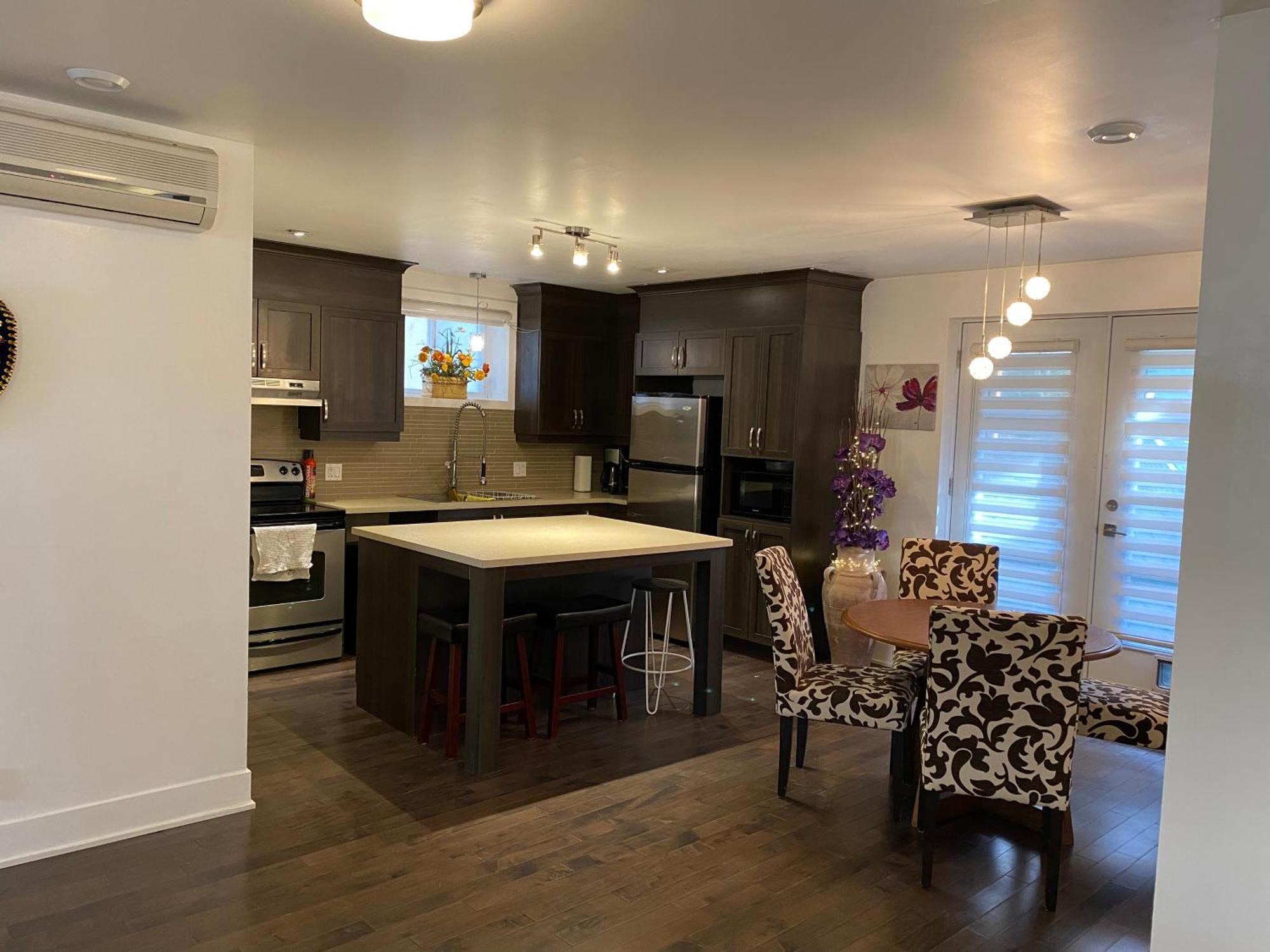 Beautiful Private Full Condo 브로사르 외부 사진